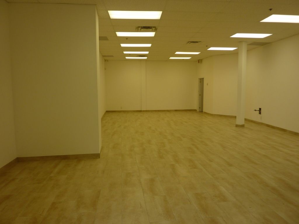 Commercial space for sale or rent