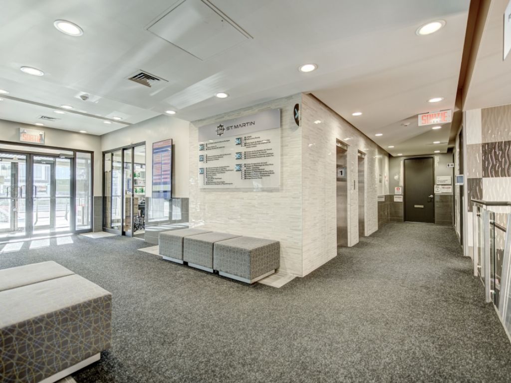 OFFICE FOR RENT 1206 SQF IN LAVAL