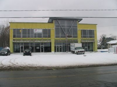 Espace bureau et commercial a Laval-Ouest batisse neuf 2011