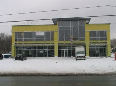 Espace bureau et commercial a Laval-Ouest batisse neuf 2011