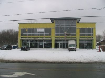 Espace bureau et commercial a Laval-Ouest batisse neuf 2011