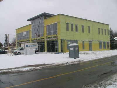Espace bureau et commercial a Laval-Ouest batisse neuf 2011