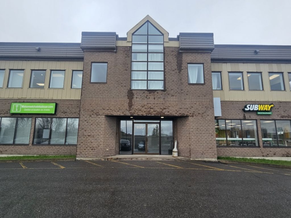 Bureau � louer � Local 202 � 895, boulevard Charest Ouest, Saint-Sauveur