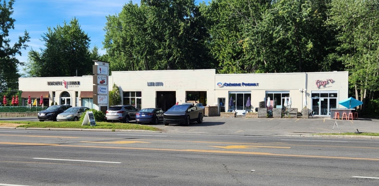 Commercial Local - For Rent