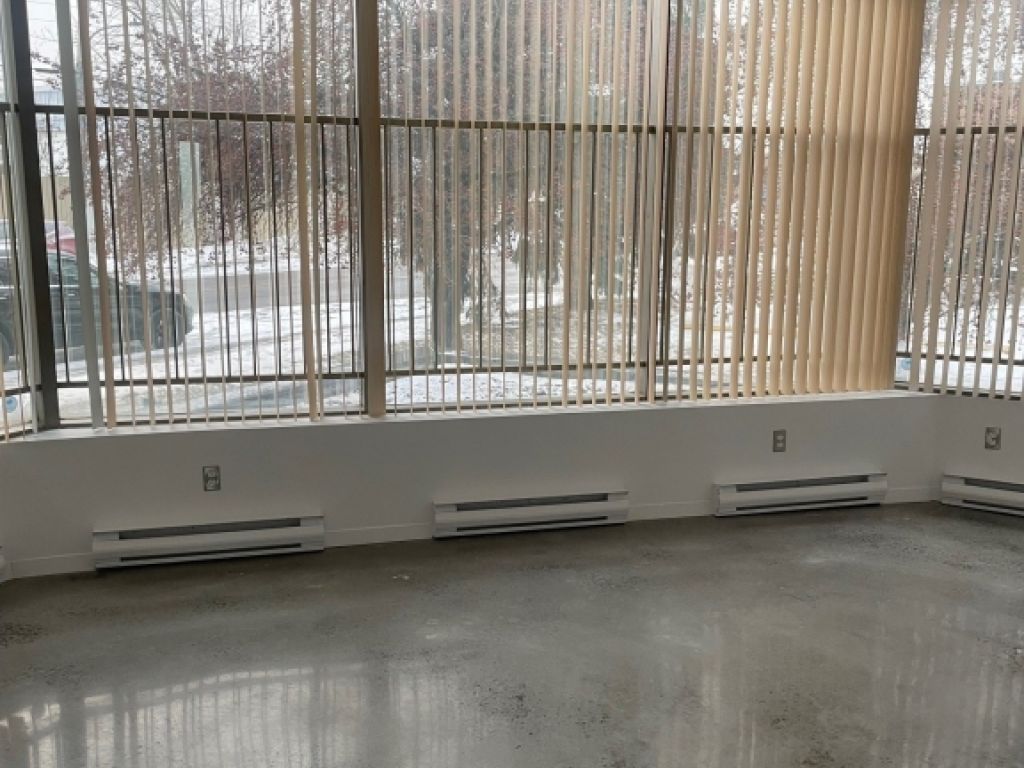 Bureaux r�nov�s 1198 p.c. � louer dans Mtl-Nord!