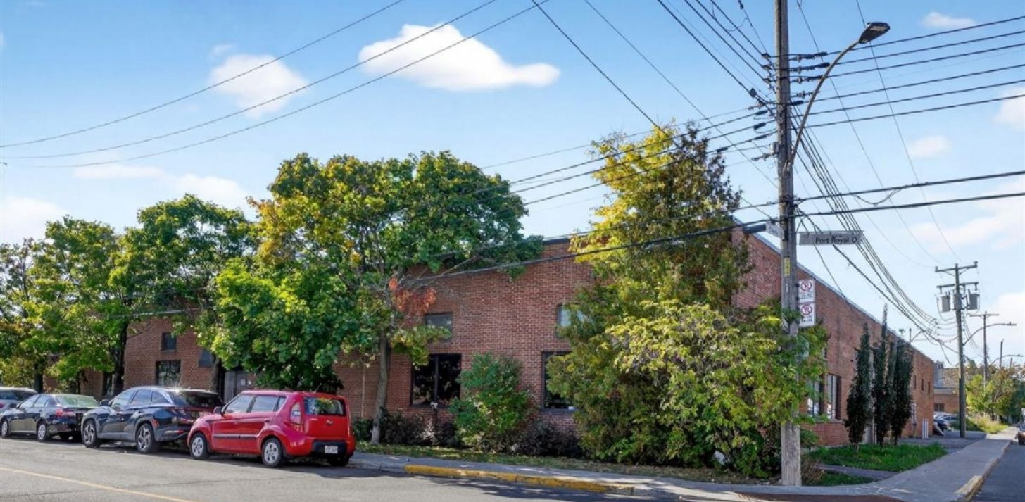 Industrial Building for Sale or Rent � 9700 Rue Clark, Montr&eacute;al (Ahuntsic-Cartierville) - For Rent