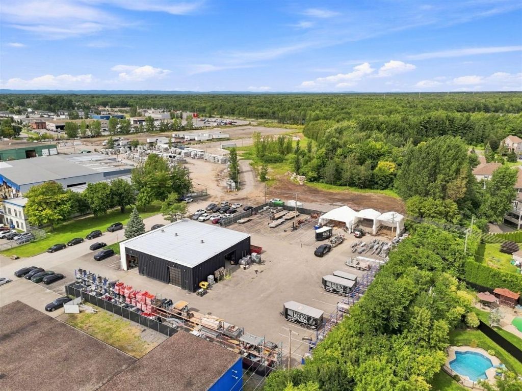 B�tisse industrielle � vendre