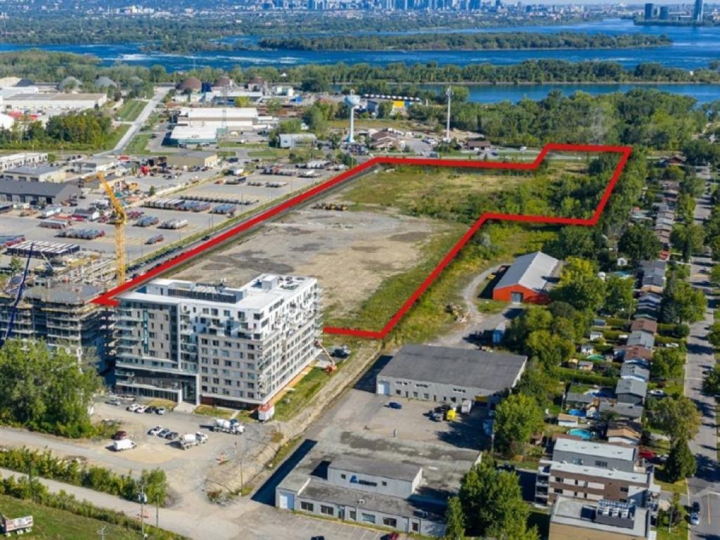 Land for sale � $25/sq.ft.