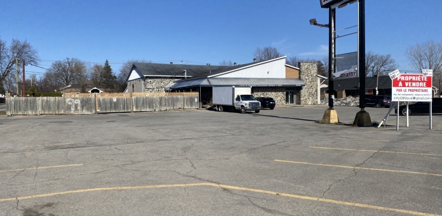 Large commercial space - For Rent