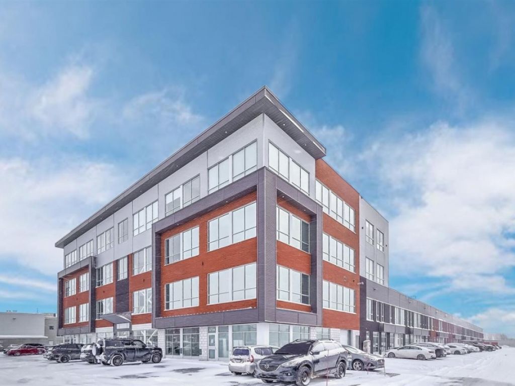 Industrial Condo for Sale or Rent � 4704 Rue Louis-B.-Mayer, Laval (Chomedey)