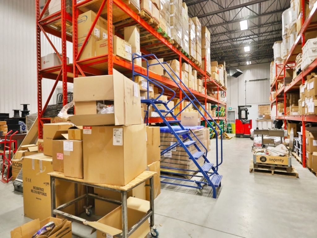  Space for rent (industrial - commercial - showroom - offices)