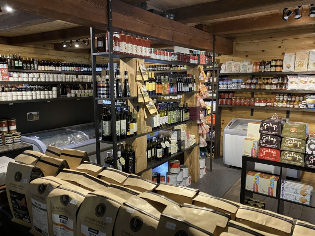 Established and reputable gourmet grocery store for sale