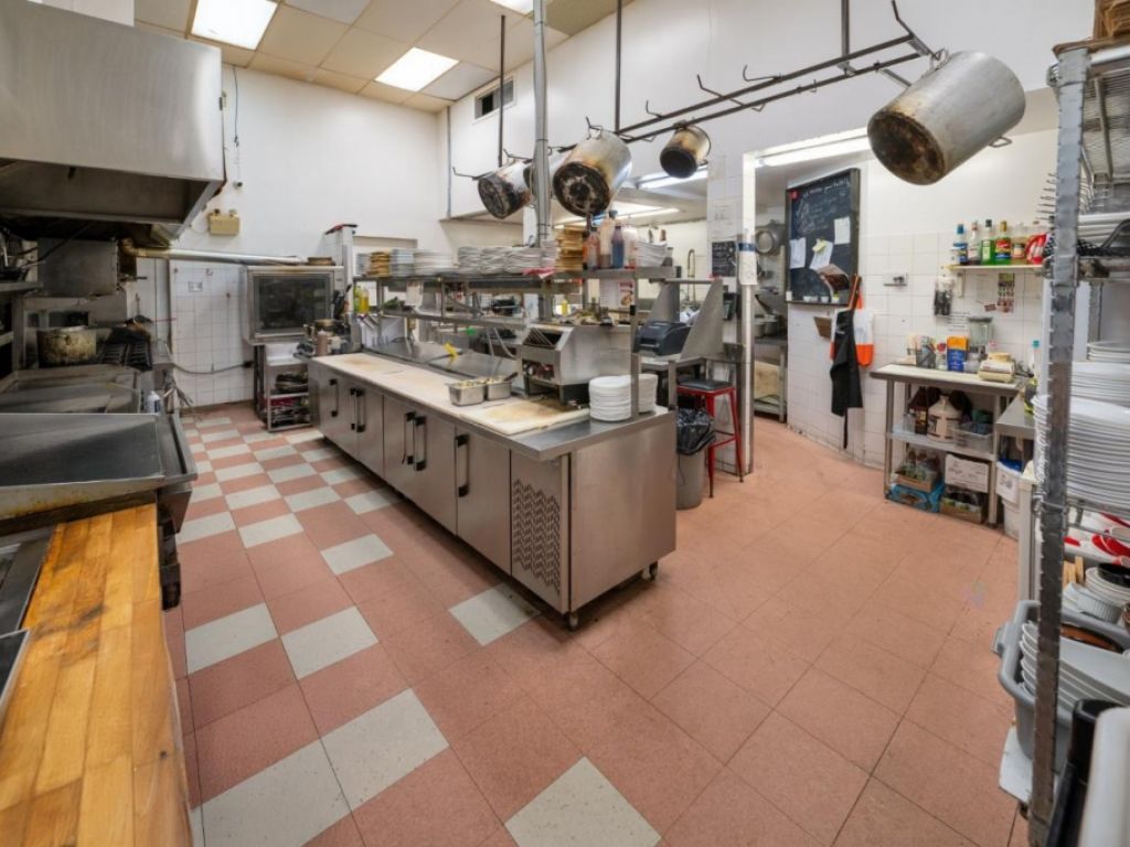 Restaurant dj. dner, souper Apportez votre vin