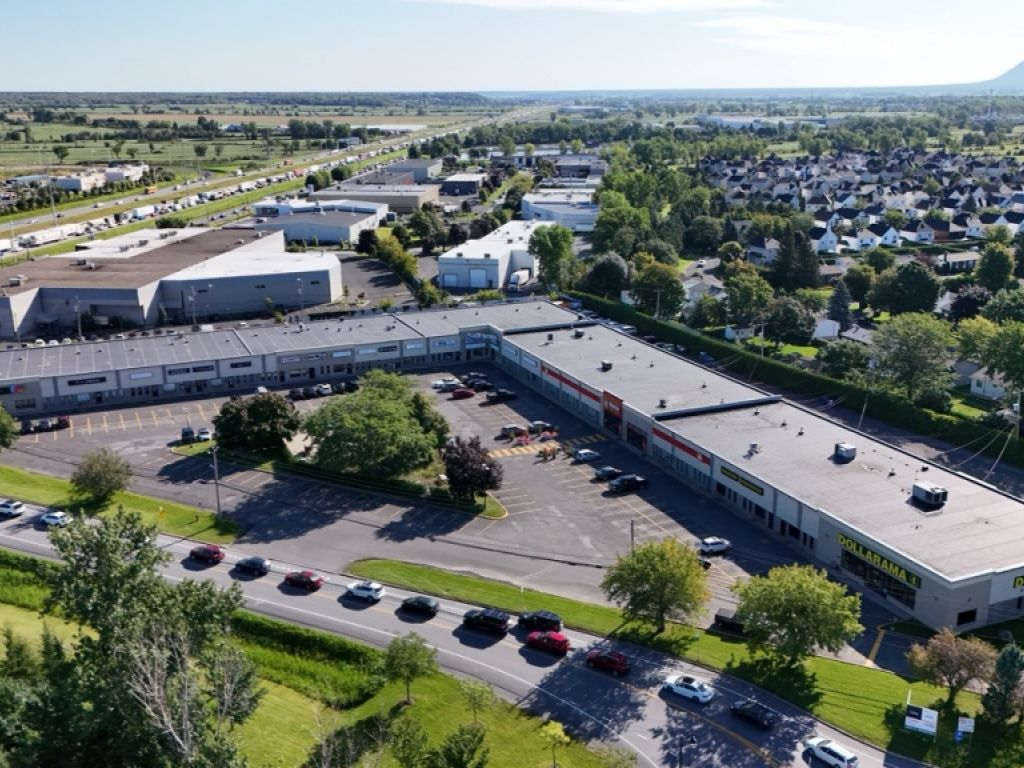 Commercial space for lease (Retail, contractor shop, warehousing, light industrial)