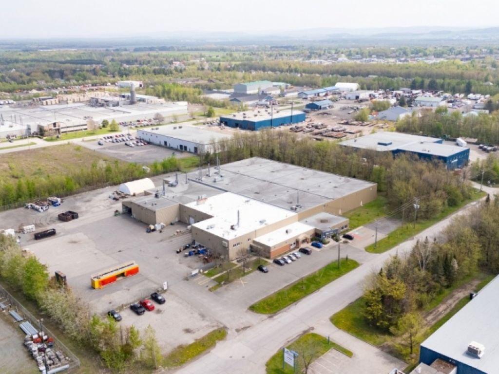 Prime industrial space for rent in Victoriaville