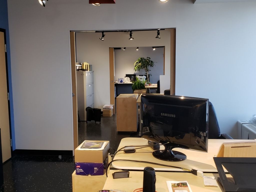 Local 304B - 917 Monseigneur-Grandin