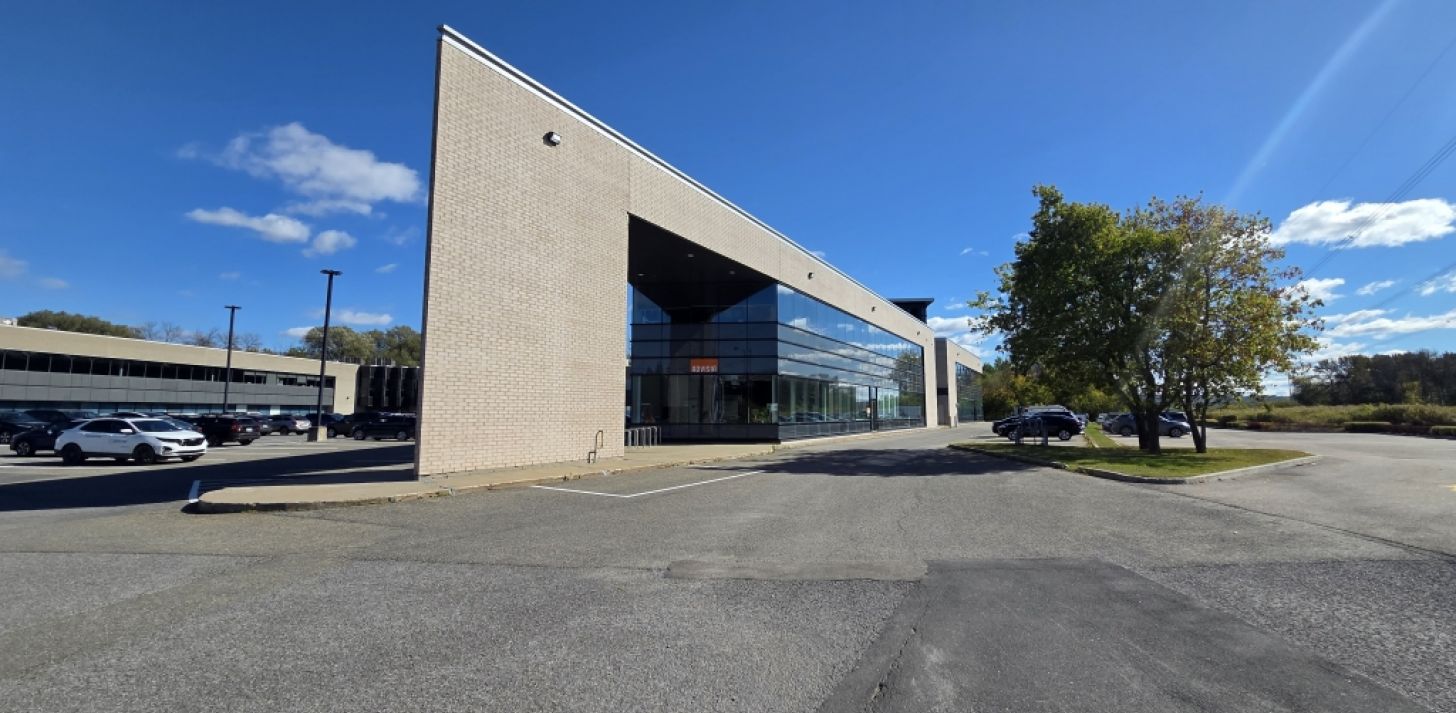 BUREAUX AMÉNAGÉS QUÉBEC - For Rent