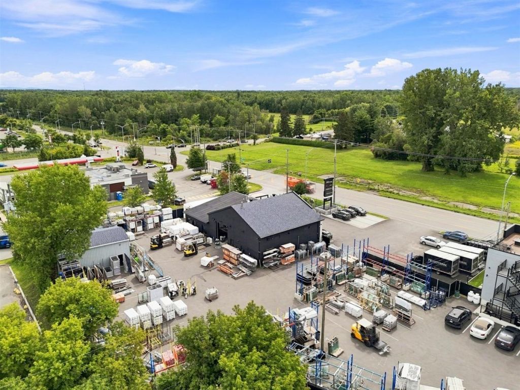 B�tisse commerciale/Bureau � vendre
