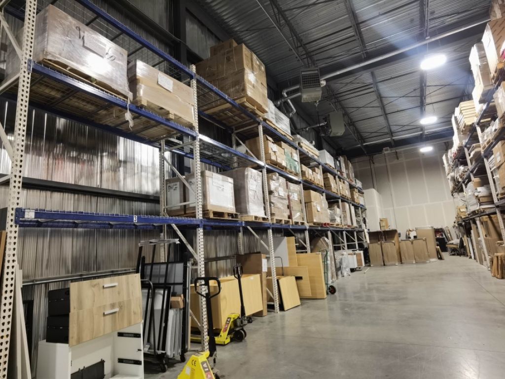 6,500 to 15,500 sqft for rent industrial building in Candiac