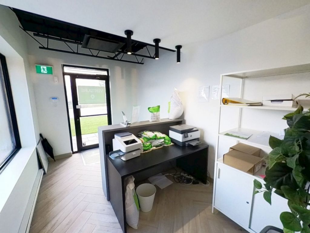 BUREAUX EMPLACEMENT STRATGIQUE