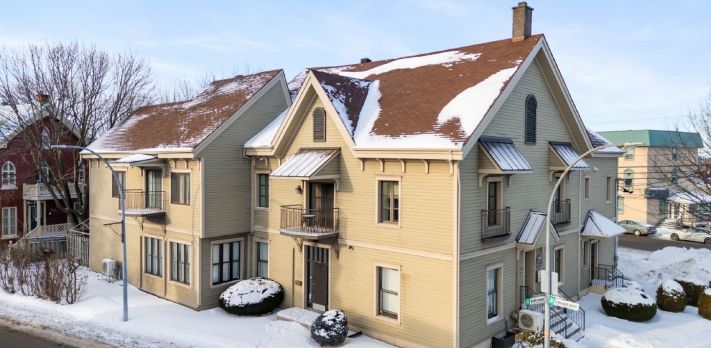 Immeuble semi-commercial &agrave; vendre - &Agrave; vendre