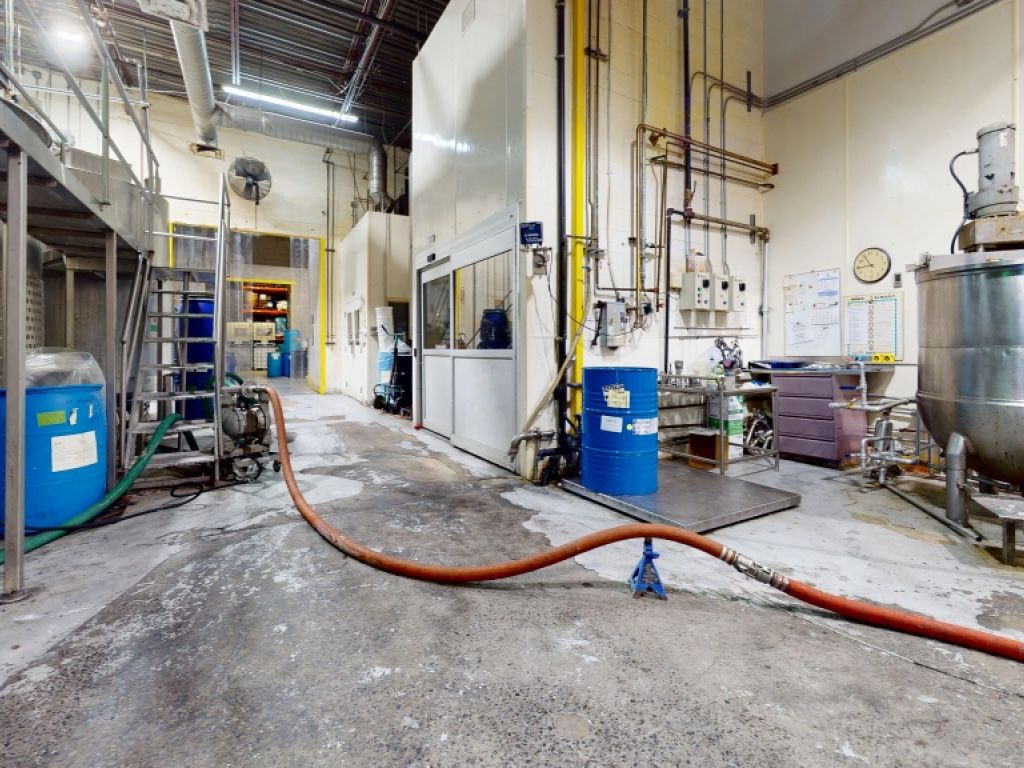 Local industriel � louer | Boisbriand | +40 000 PI�