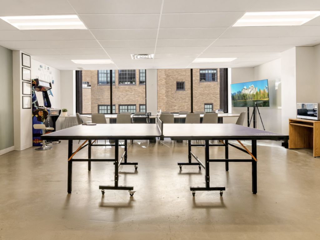Sous-location bureaux cl� en main au c�ur du centre-ville / Taux de location fixe jusqu�au 31 ao�t 2028