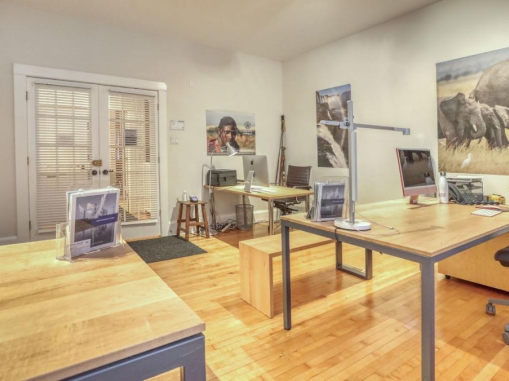 Very large semi-commercial 5plex for sale in Montreal