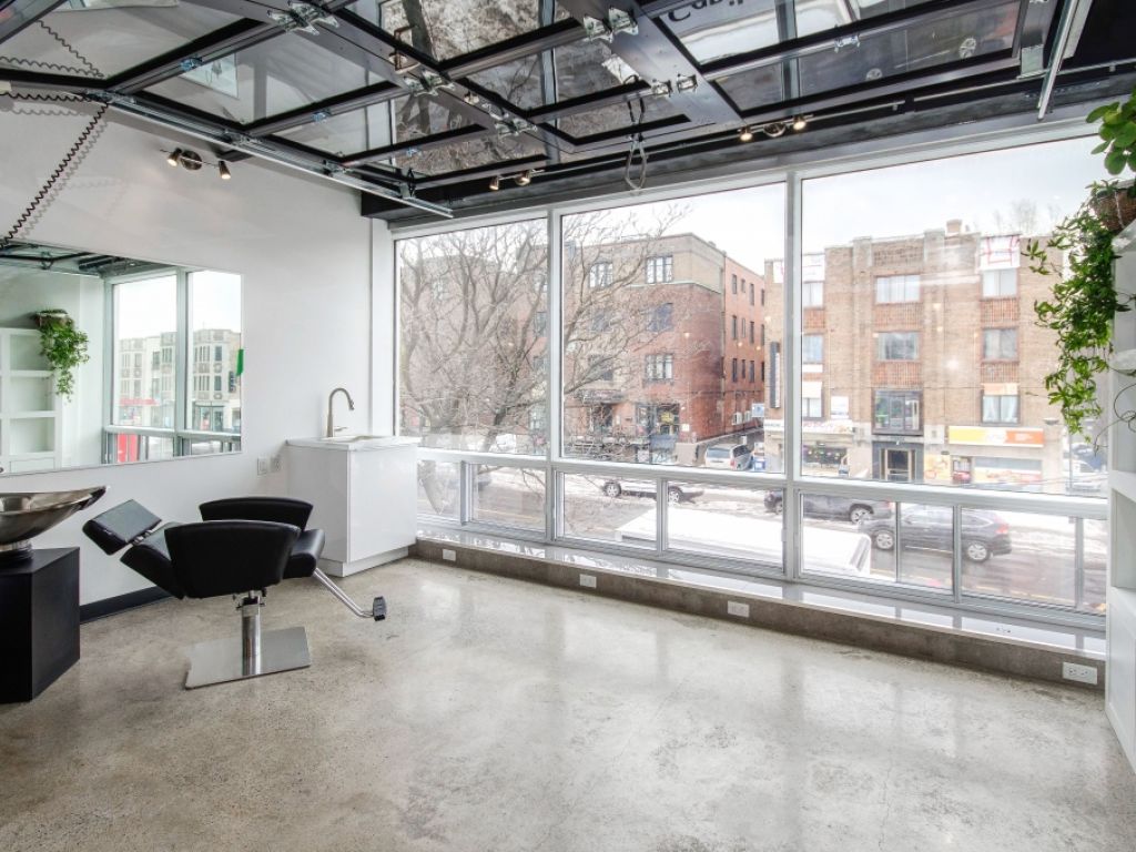 Local A Louer Ca Le 1 Site D Annonces Commercial Au Quebec Et De Batiments Commerciaux A Louer A Montreal Chaise De Coiffeur A Louer Lifestyle Spaces