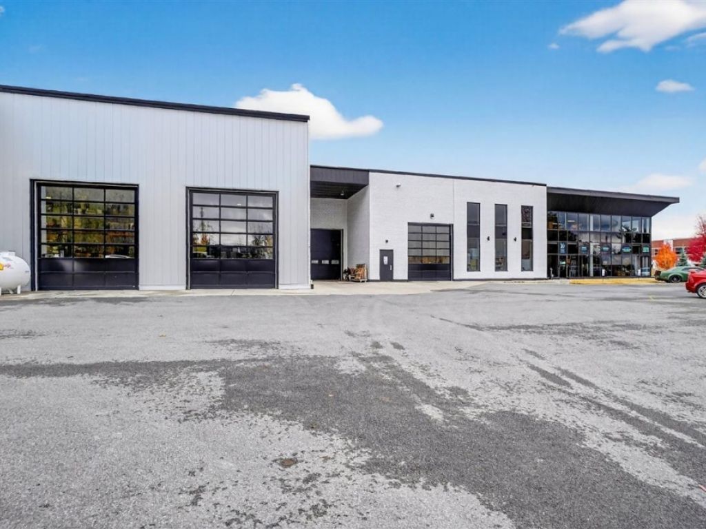 Industrial building for sale � $350/sq.ft.