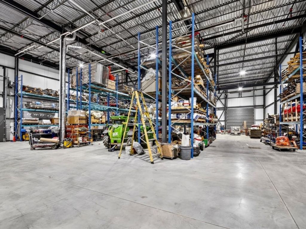 B�tisse industrielle � vendre