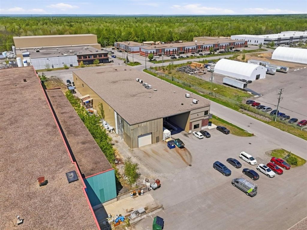 Condo industriel � vendre
