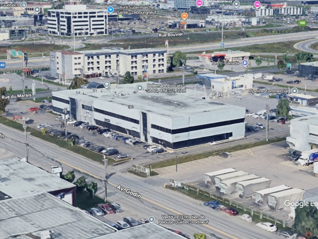 Espace de bureau de 4 650 pc au 2e �tage � 455 rue du Marais