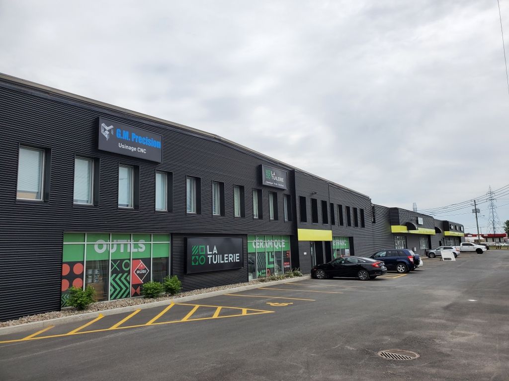 Local industriel de 1750 pi2  louer St-Jean-sur-Richelieu