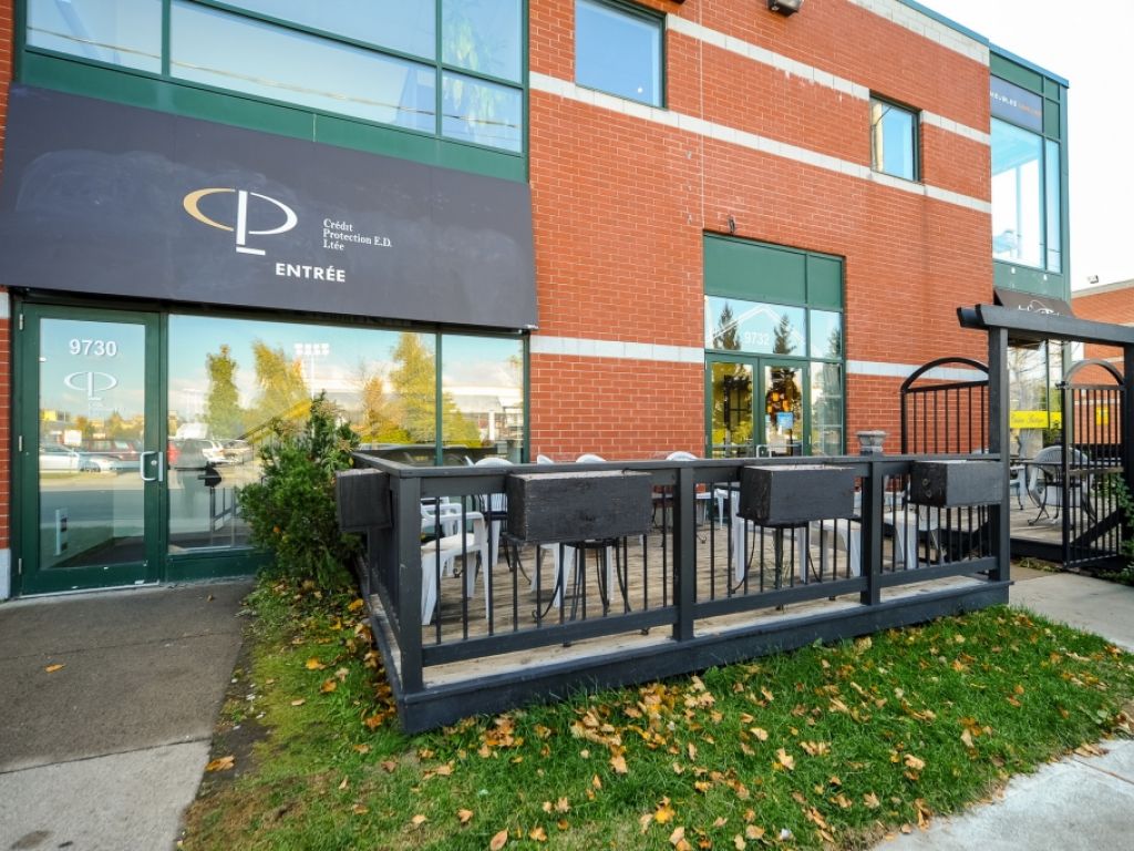 SPACE FOR RENT 1250 SQF