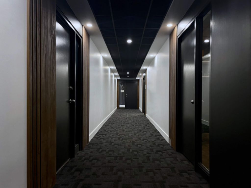 Office for rent - 465 rue Victoria St-Lambert Rive-Sud - 900 pi2