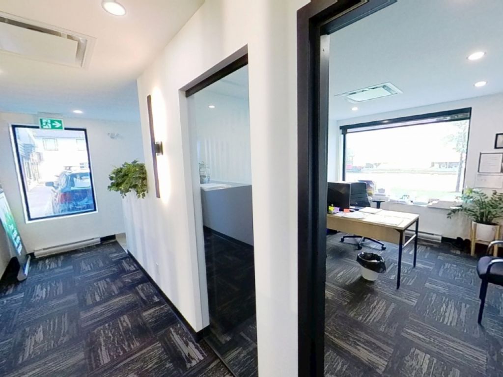 BUREAUX EMPLACEMENT STRATGIQUE