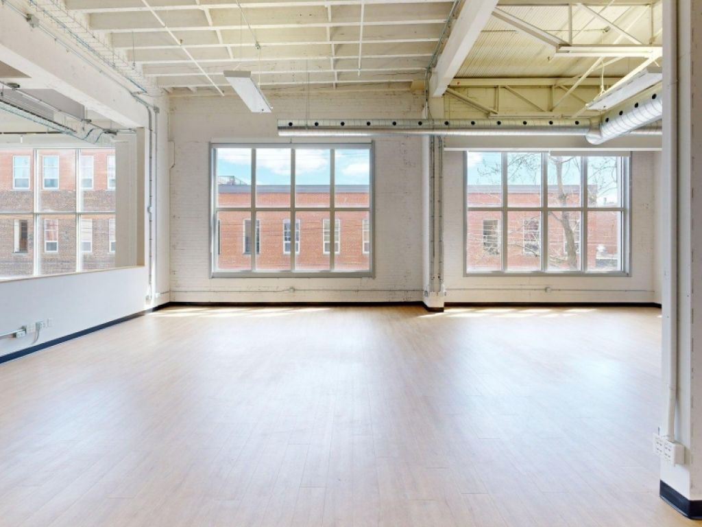 Large, bright office space for rent in Saint Henri