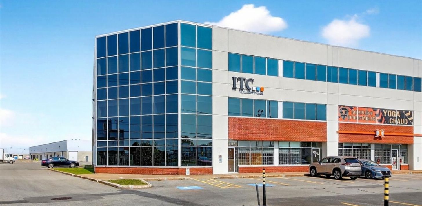 Office Space for Rent � 4451-4479 Aut. Jean-No&euml;l-Lavoie (A-440), unit 250, Laval (Chomedey) - For Rent