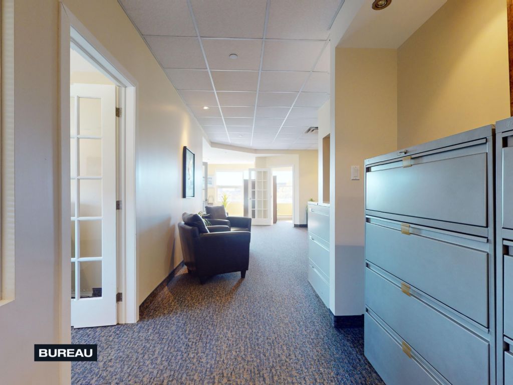 OFFICE SPACE FOR RENT 2000 sqft. - LAVAL