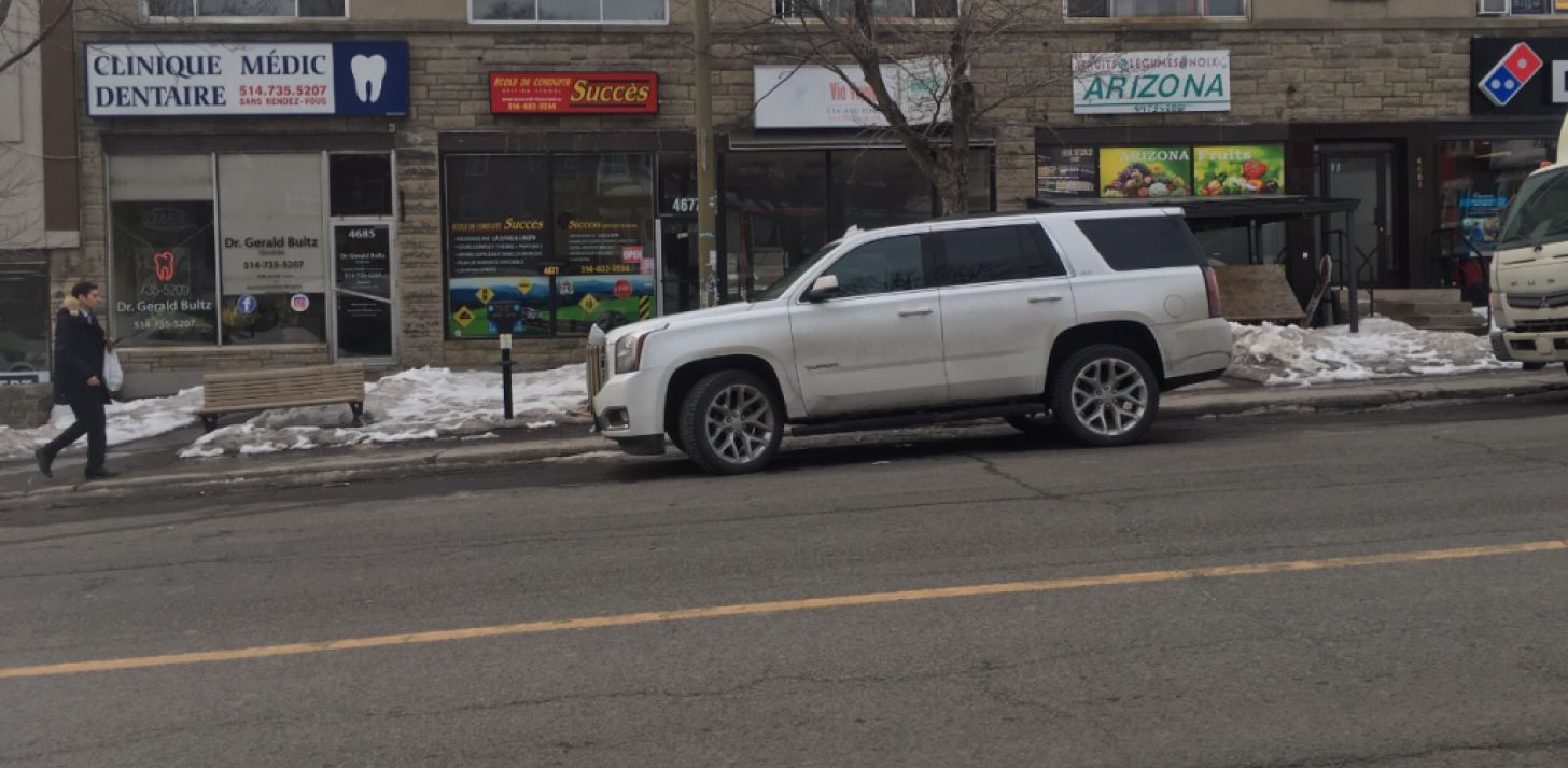 OCCUPATION IMMÉDIATE DE 5000 pi2 - Van Horne et Victoria - Côtes-des-Neiges - À louer