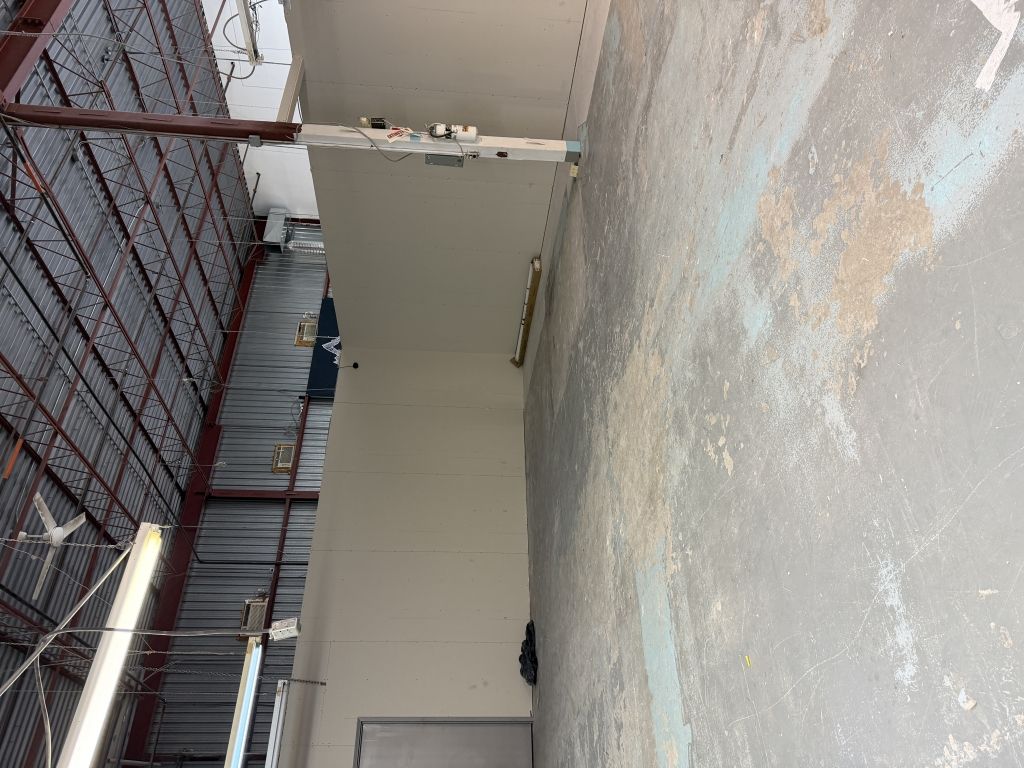 1,500-sq-ft industrial space for rent with private office and loading dock. Ideal location.
