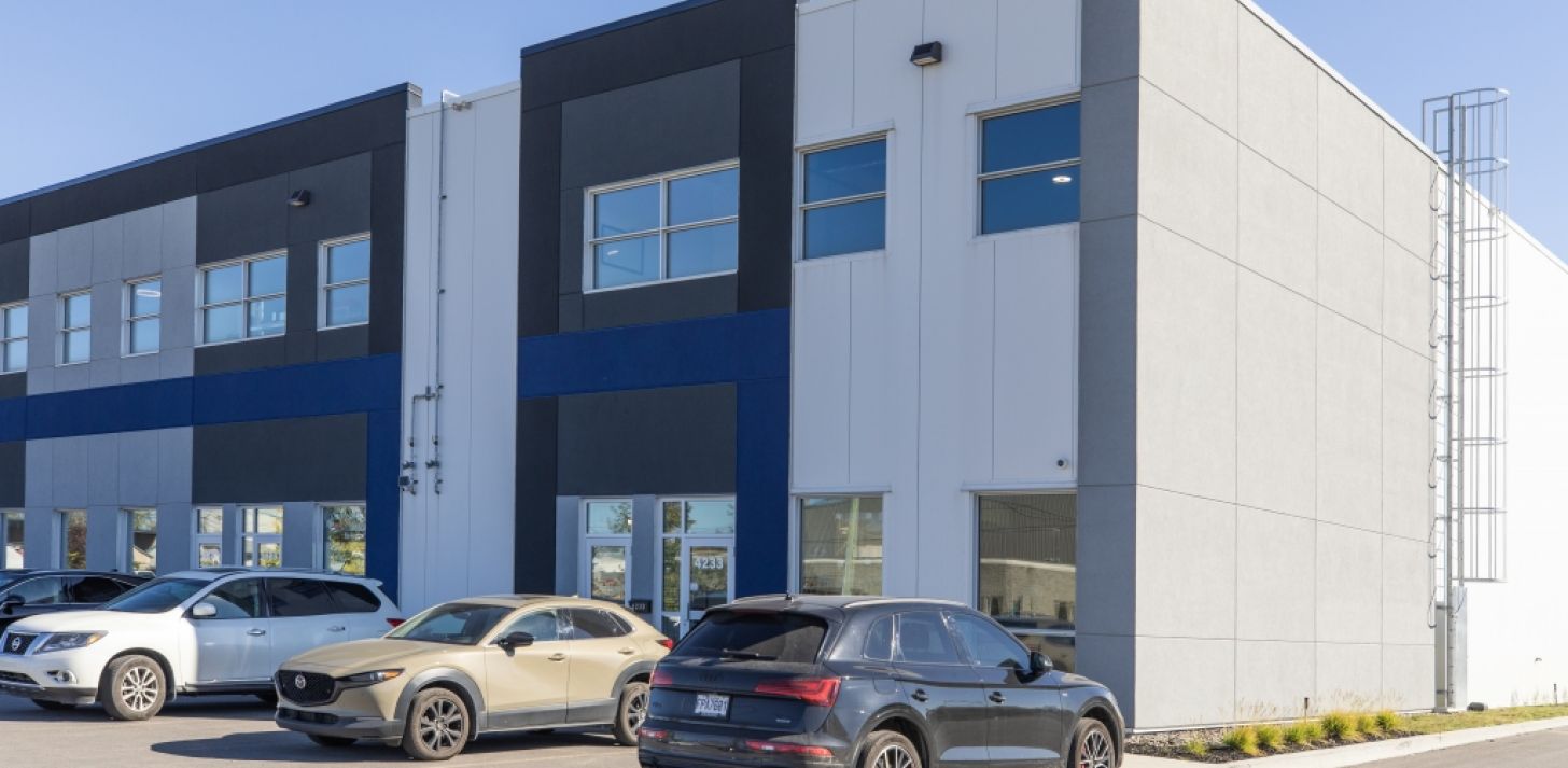 Industrial Space for Rent of 5 577 sq. ft. | | Boisbriand  - For Rent