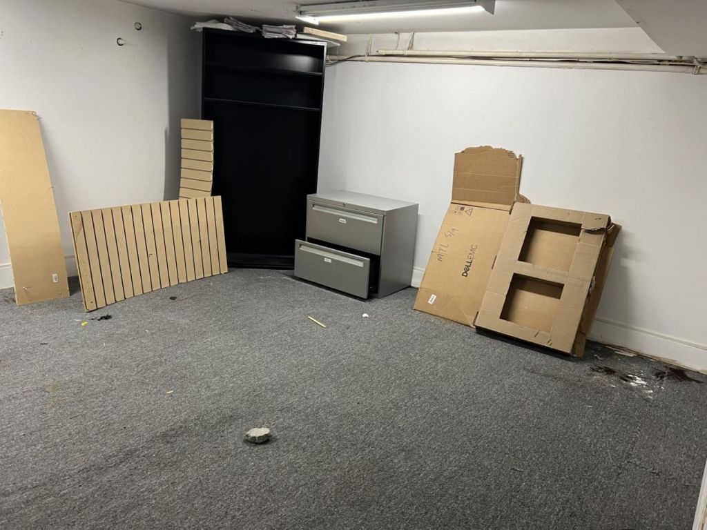 Local 2200pc sur 2 tages (RDC + sous-sol) Plateau-Mont-Royal