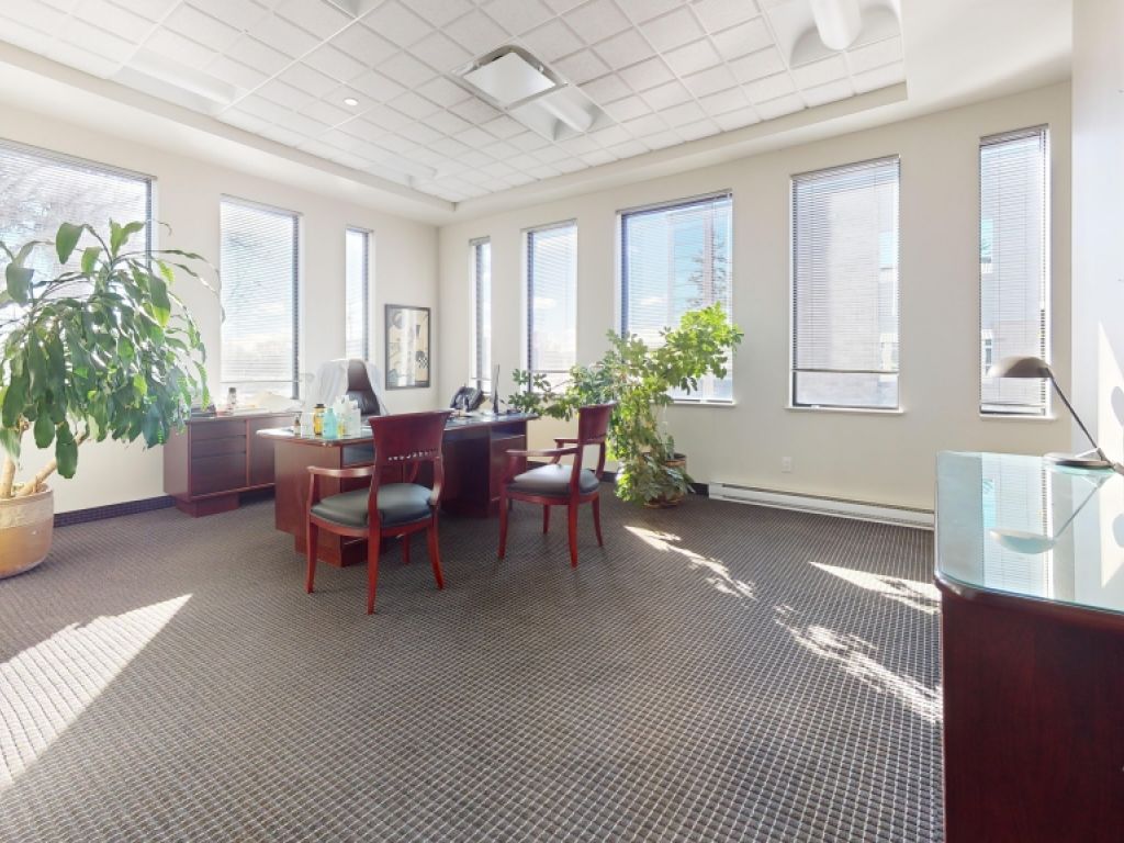 Local industriel � louer | Boisbriand | +40 000 PI�