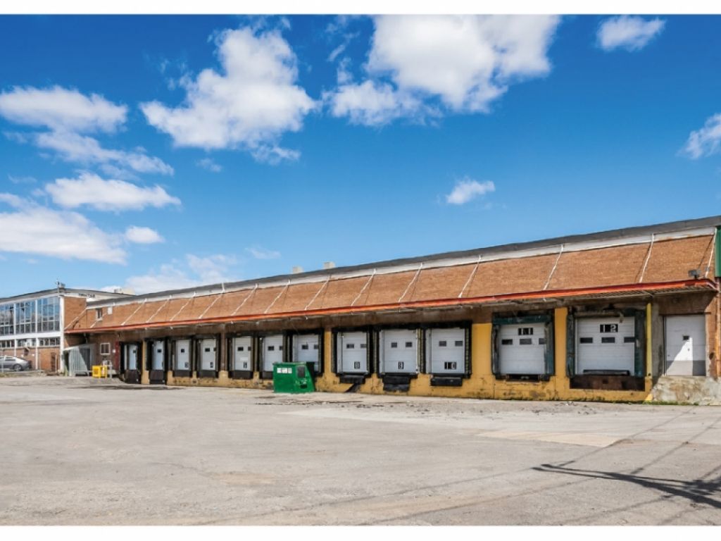 Espace industriel  louer Montral 