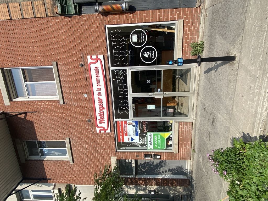 Commercial Space on Promenade Ontario
