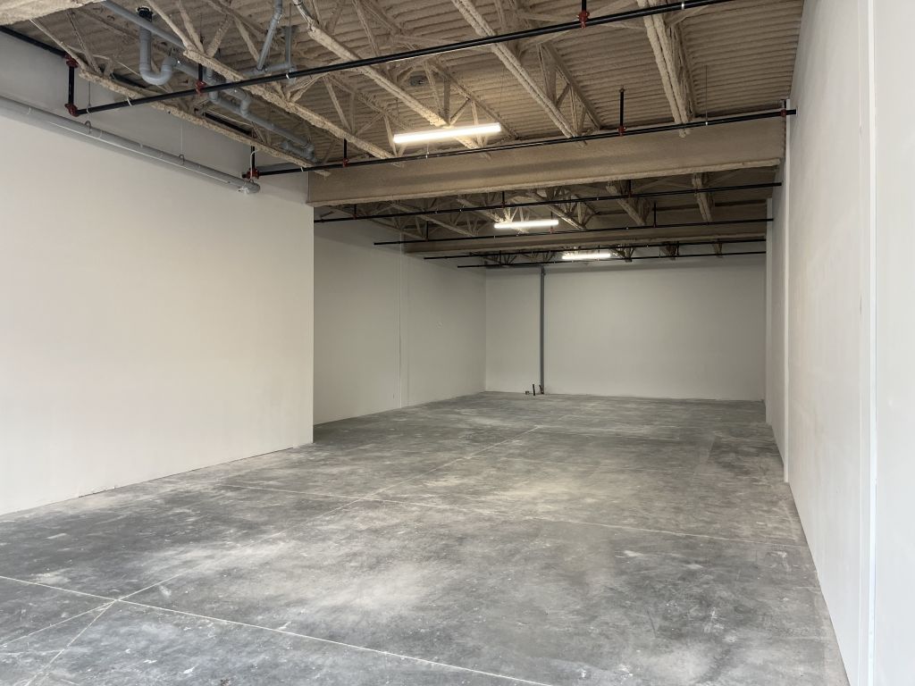 Commercial space for lease | offices, warehouses or business premises