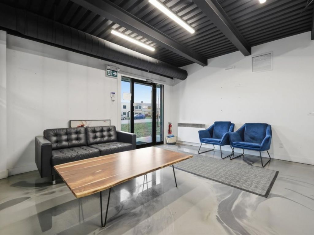 B�tisse industrielle � vendre