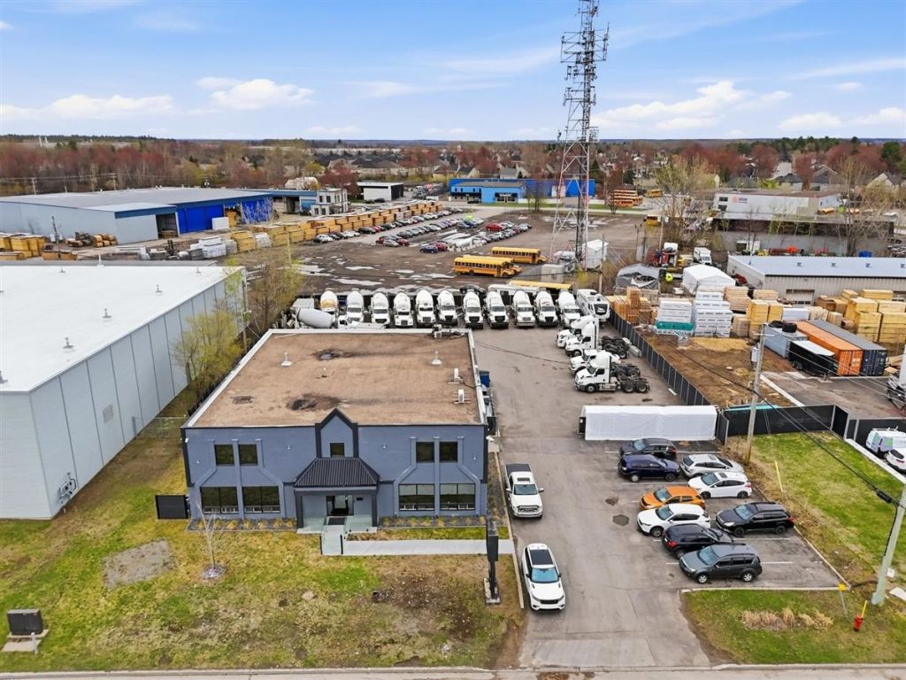 B�tisse industrielle � vendre